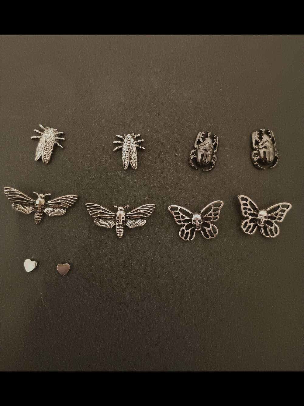 Hottopic Earing Set.